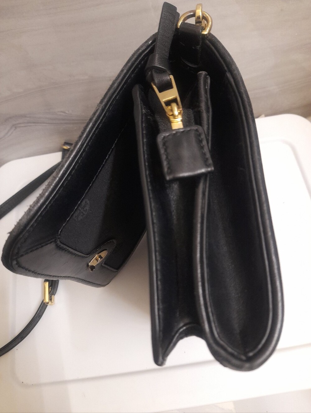 Tory Burch Black Quilted Leather Chain Shoulder Crossbody Bag - Picture 12 of 16